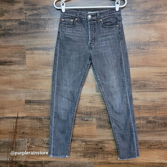 Levi's Jeans 26 Wedgie Straight High Rise Button Fly Black Wash Raw Hem Stretch - Picture 1 of 13